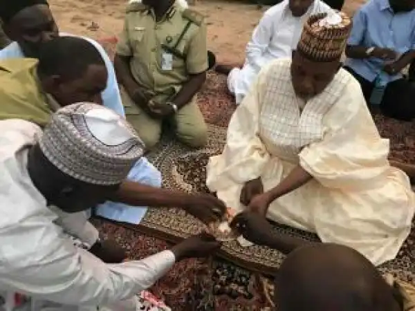 Governor Shettima Breaks Ramadan Fast With Prison Inmates(Photos)